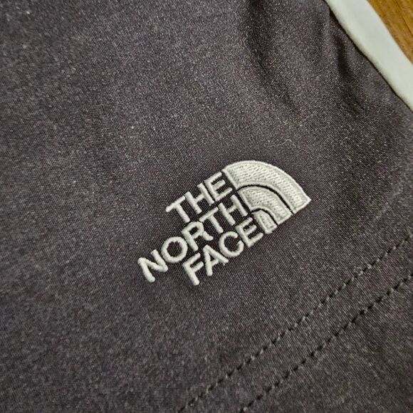 The North Face Class V Shorts White & Black Color Block Split Men's Small S New - Picture 3 of 10